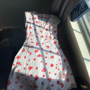 White dress with rose patterns